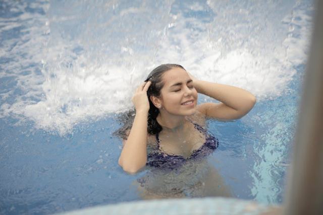 Cascade : un atout esthetique et fonctionnel pour le bassin